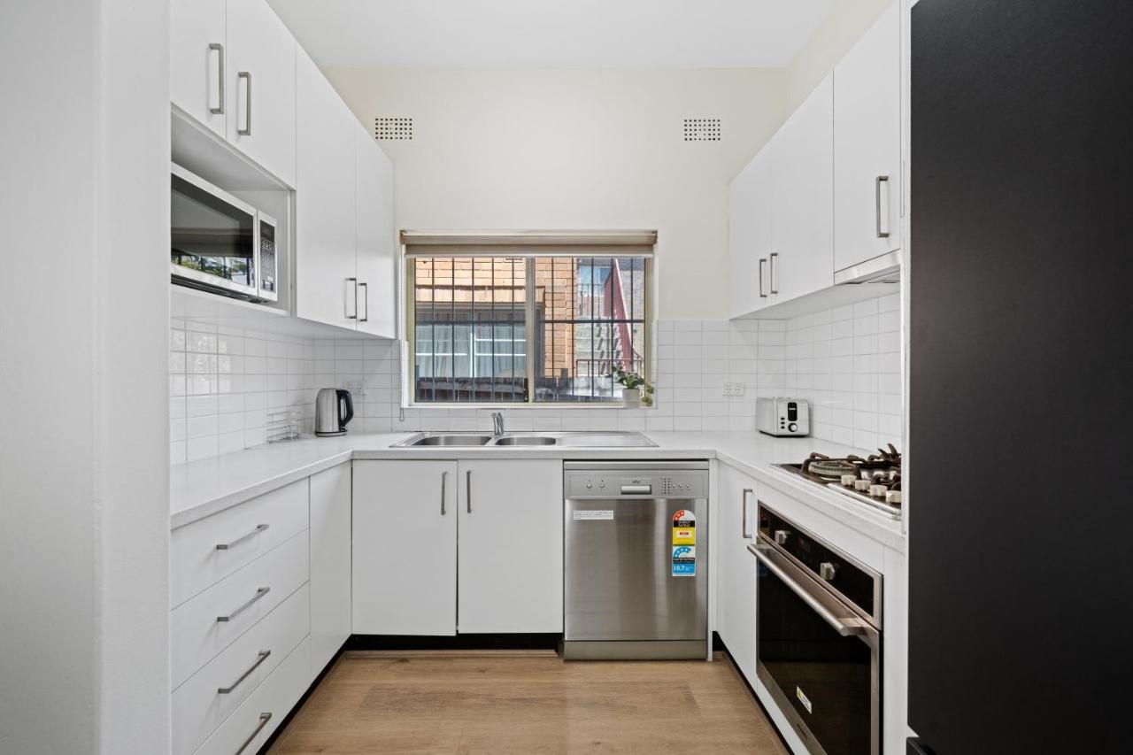 Burwood New 2 Bedroom 2 Bath Apt Free Parking シドニー エクステリア 写真